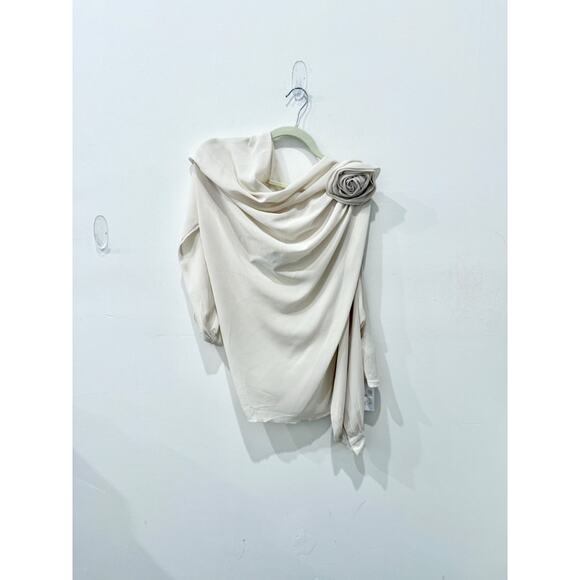 NWT Commense Chiffon Semi-Sheer One Shoulder Asymmetrical Blouse Apricot Size S - Picture 3 of 6